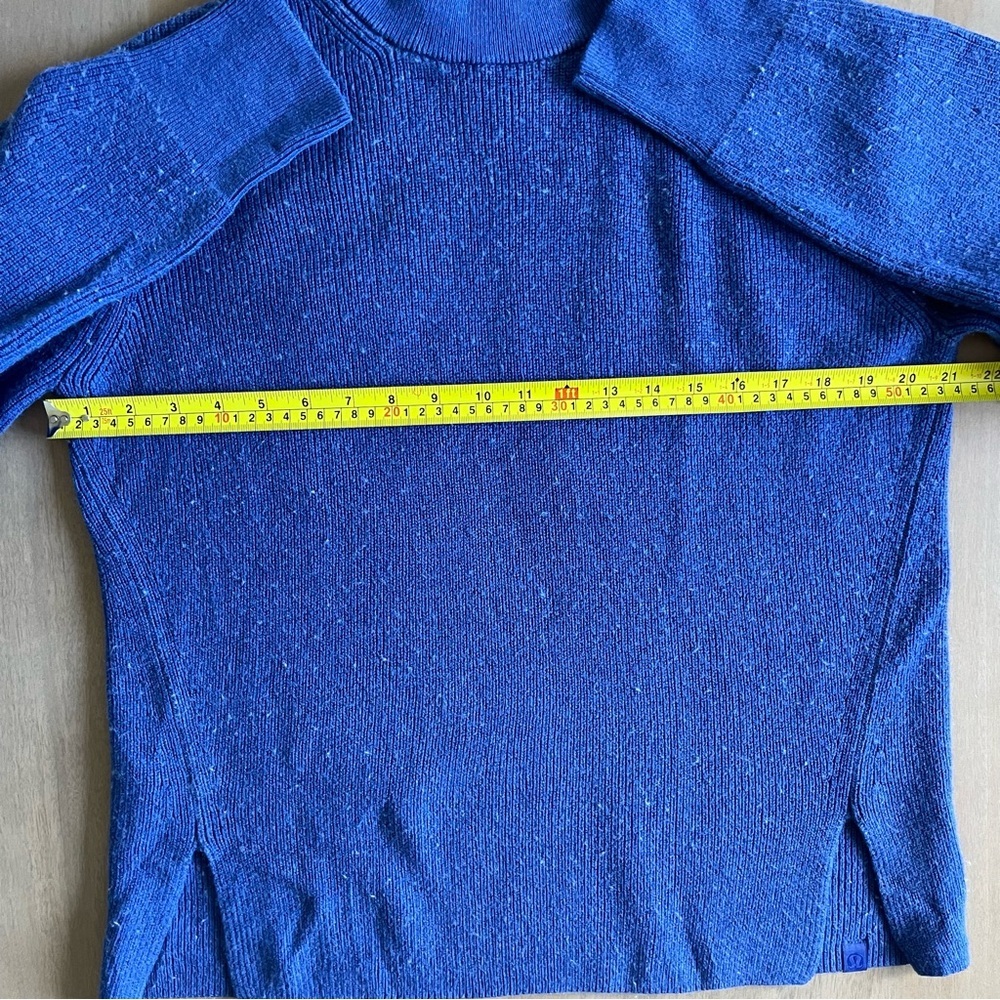 lululemon Merino Wool Blend Ribbed Blue Crew Neck Sweater - Picture 10 of 11